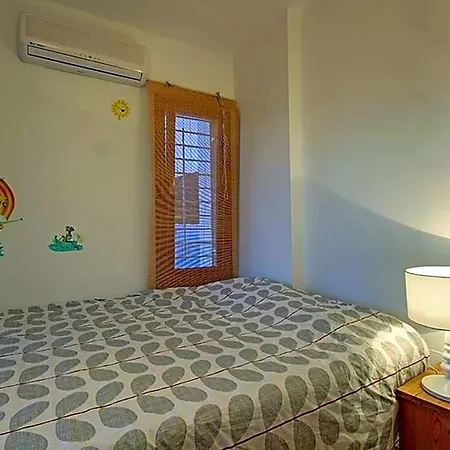 In Sleeps 10 With Pool Air Con And Wifi 빌라 *