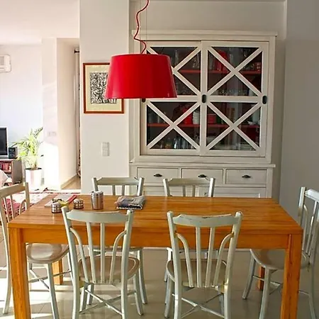 In Sleeps 10 With Pool Air Con And Wifi Villa *